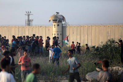 Palestinian protest in front of the Erez Crossing, against the ongoing siege over Gaza, September 4, 2018. Image: Courtesy of ActiveStills