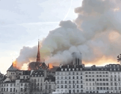 Notre Dame smoke.gif