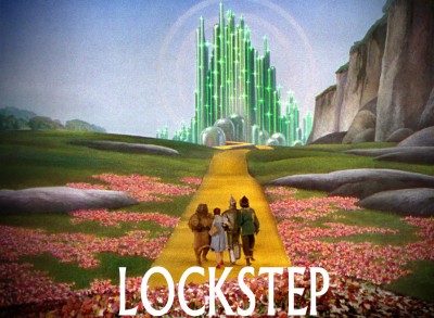 1939-wizard-of-oz-blu-ray-yellow-brick-road-e1456360953930 (1).jpg