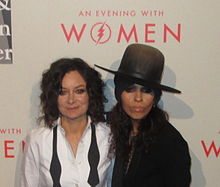 Sara_Gilbert_and_Linda_Perry_2014.jpg